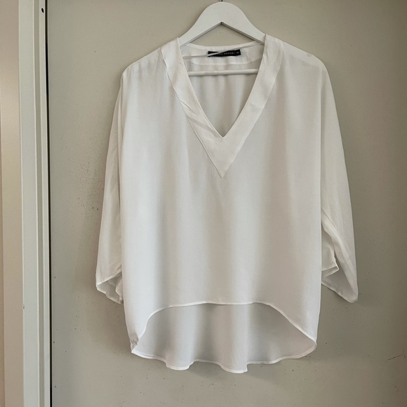 Zara Woman Flowy Hi-Low White Blouse - Picture 1 of 3